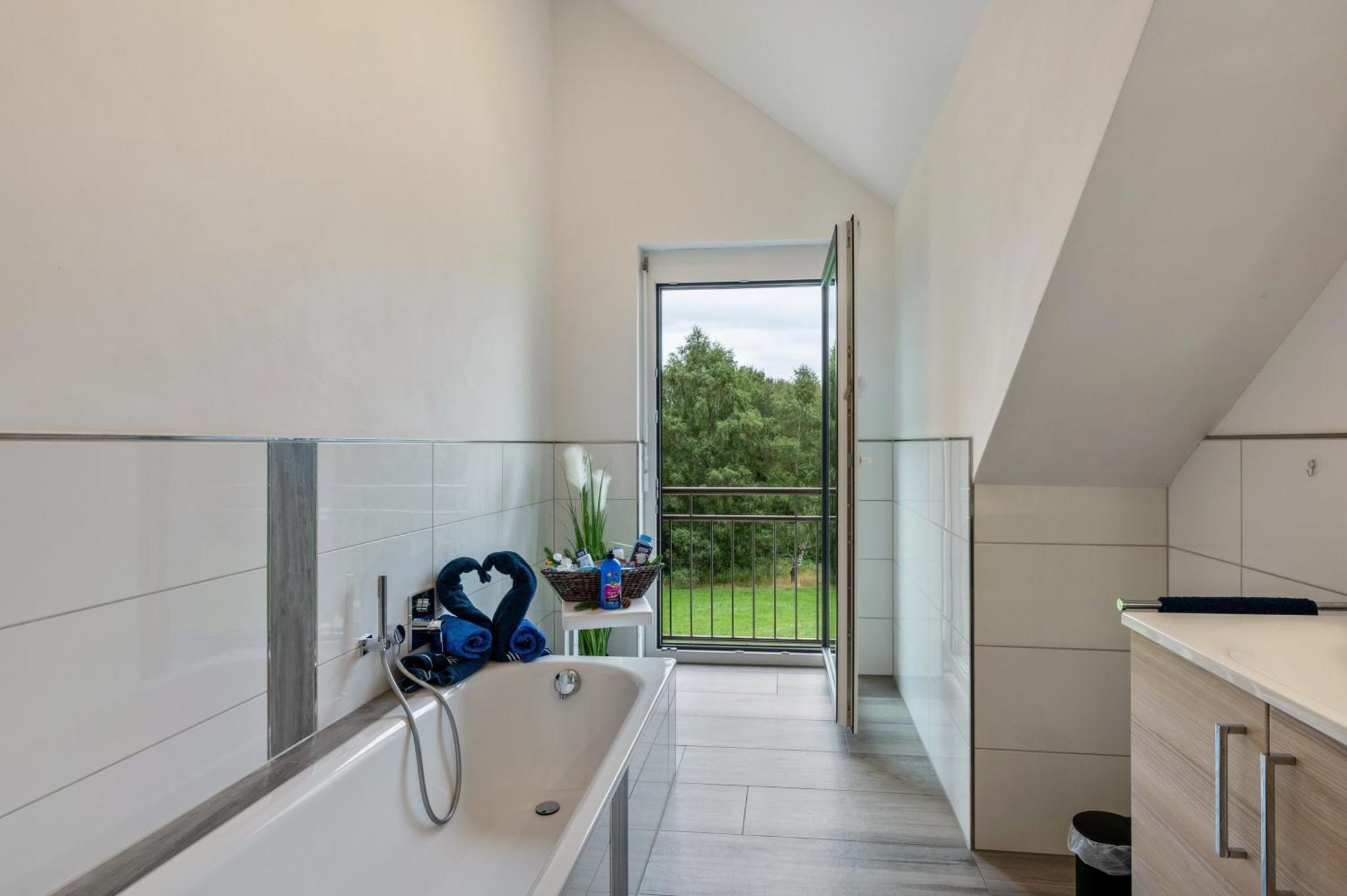 ヘーヘンシュヴァントHaus Panoramasichtアパートメント エクステリア 写真